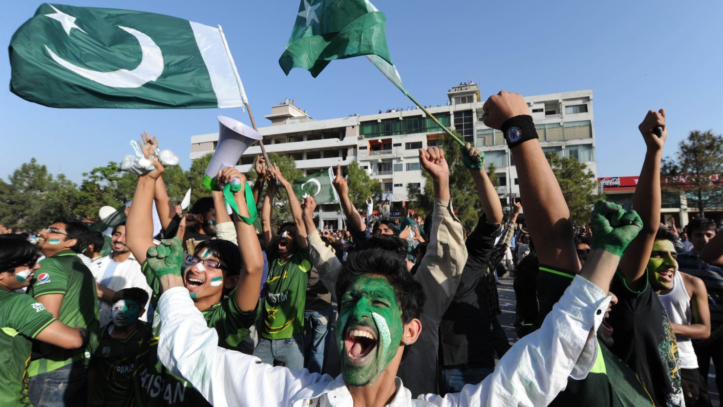 Pakistan's cricketers brought joy to their supporters by defeating India in the Twenty20 game in Bangalore, India.