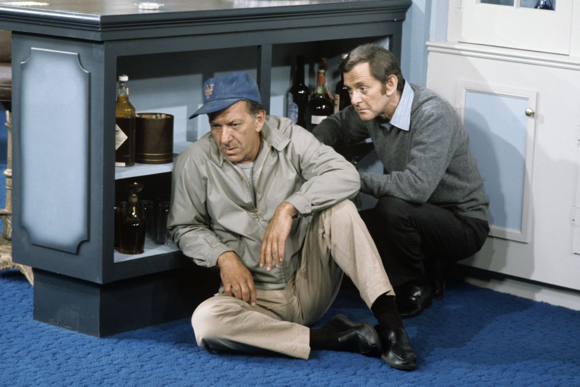 Jack Klugman, best known as the messy sportswriter Oscar Madison in TV's "The Odd Couple," died Monday, December 24, his son Adam said. He was 90. Klugman and Tony Randall appear in "The Odd Couple" episode, "Felix's Wife's Boyfriend" on September 24, 1971.