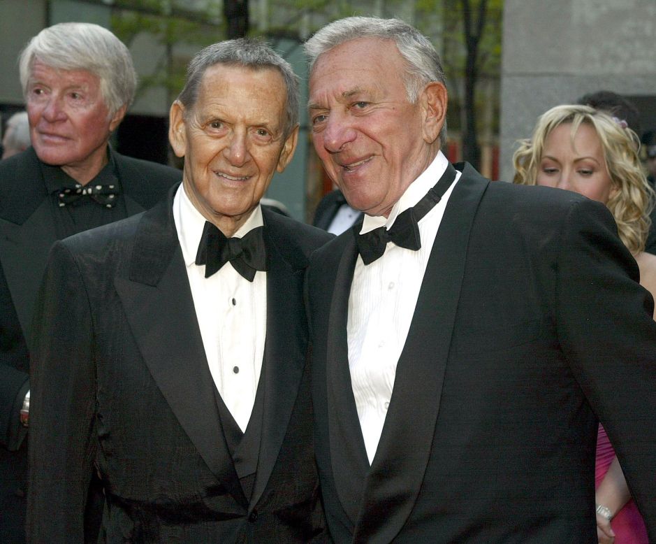 Tony Randall and Klugman arrive at the "NBC 75th Anniversary Special" at Rockefeller Center in New York on May 5, 2002.