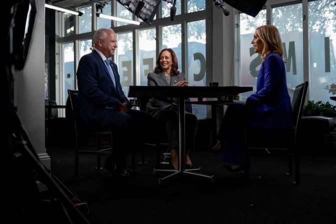 Minnesota Gov. Tim Walz and Vice President Kamala Harris are interviewed by CNN’s Dana Bash at Kim’s Cafe in Savannah, Georgia, on August 29