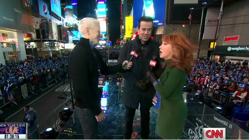 ac cnn nye anderson and kathy look for ryan seacrest carson daly_00015504