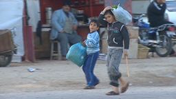 pkg duran syria refugees new year_00004912