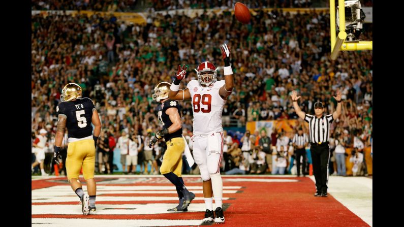 Michael Williams of the Alabama Crimson Tide celebrates his first-quarter touchdown against the Notre Dame Fighting Irish.