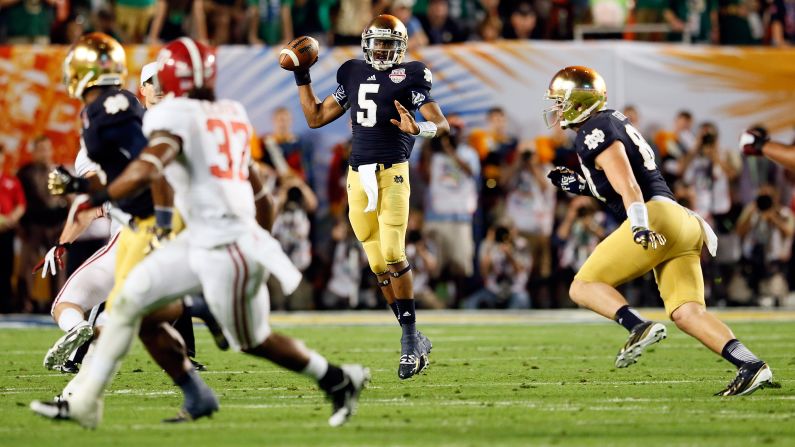 Notre Dame quarterback Everett Golson drops back to pass against Alabama.