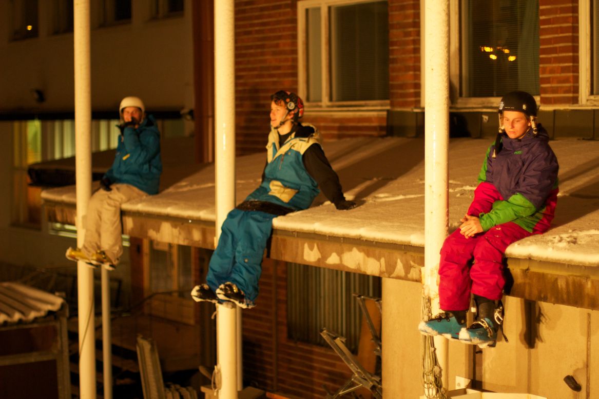 Rather than television, most amateur freestyle skiers find their fame on the internet. Finnish urban skiing company Real Skifi comprises Ilkka and Verneri Hannula and Juho Kilkki. Their short films, shot by Janne Korpela, often attract half a million hits.