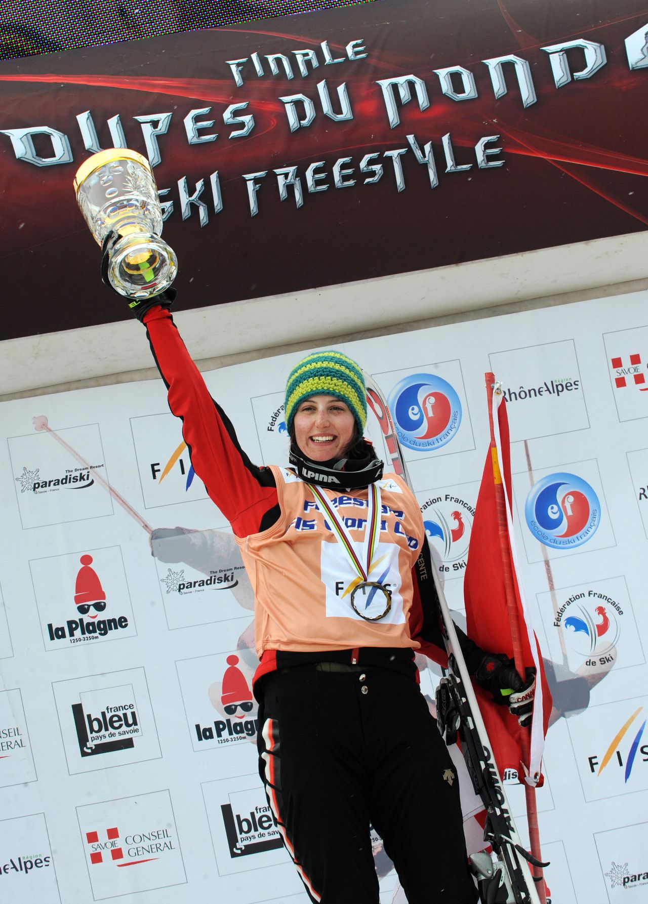 More and more people are making the crossover from alpine to the "dark side" of skiing -- freestyle. Canadian Kelsey Serwa made the switch in 2009 and has since become an X Games gold medalist and world champion in ski cross.