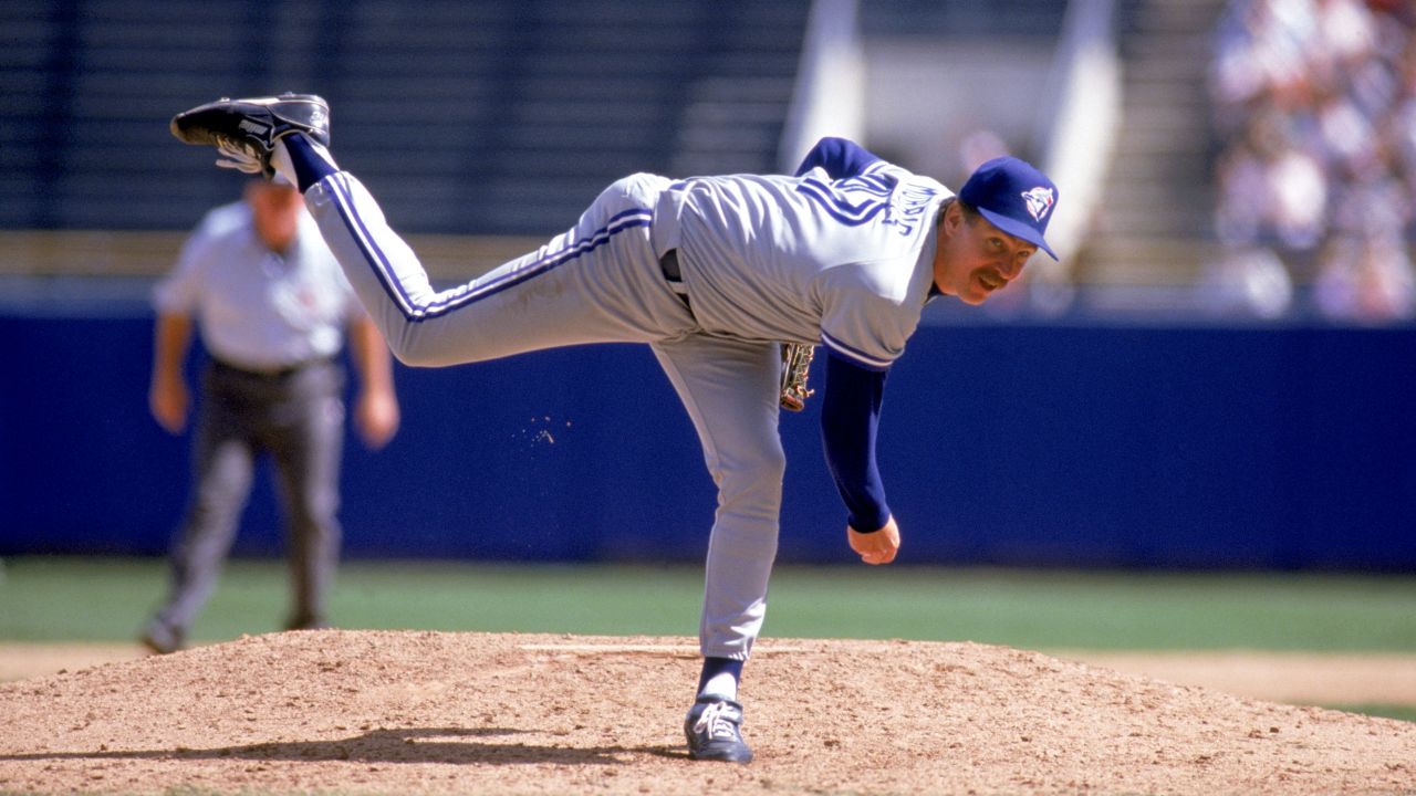 Jack Morris of the Toronto Blue Jays delivers a pitch during a 1992 game.