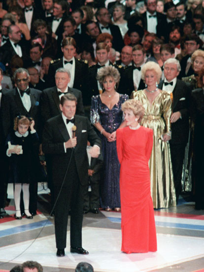 Nancy reagan shop inaugural gown