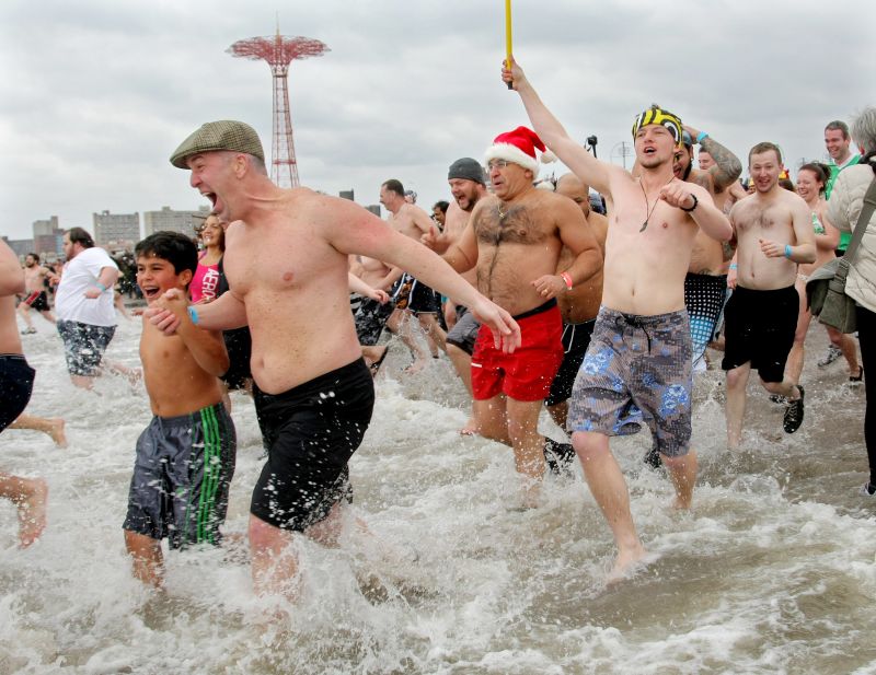 Are polar bear plunges good for you CNN