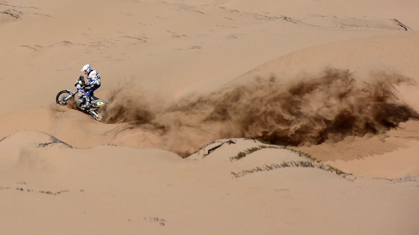Frans Verhoeven of the Netherlands competes during Dakar 2013 between Fiambala, Argentina, and Copiapo, Chile, on January 17.