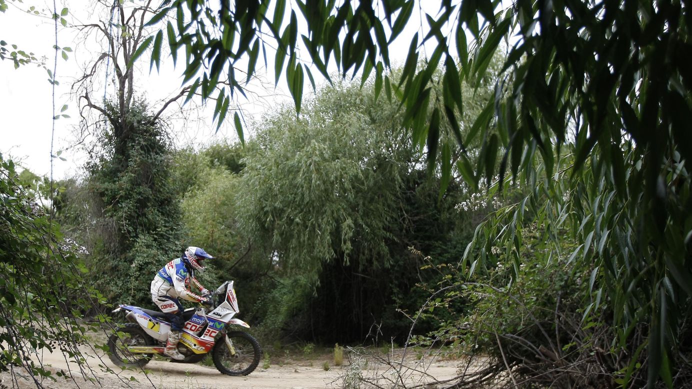 Chile's Francisco Lopez Contardo rides his KTM during the 14th stage of the Dakar Rally 2013 on January 19. 