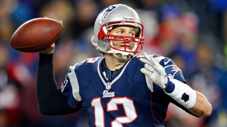 Patriots quarterback Tom Brady looks to throw in Sunday night's game against the Baltimore Ravens.