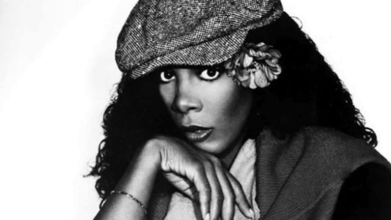"La reina del Disco", Donna Summer, quien falleció este año, ha aparecido cinco veces en la lista para el Salón de la Fama del Rock and Roll.