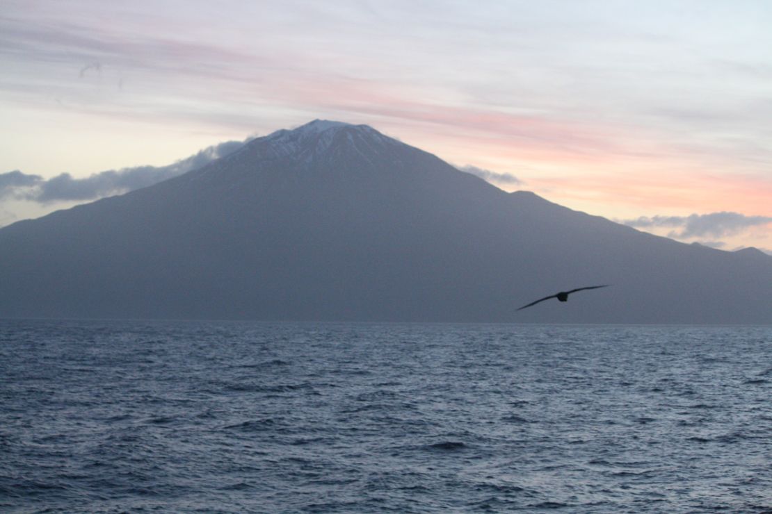 islands tristan da cunha