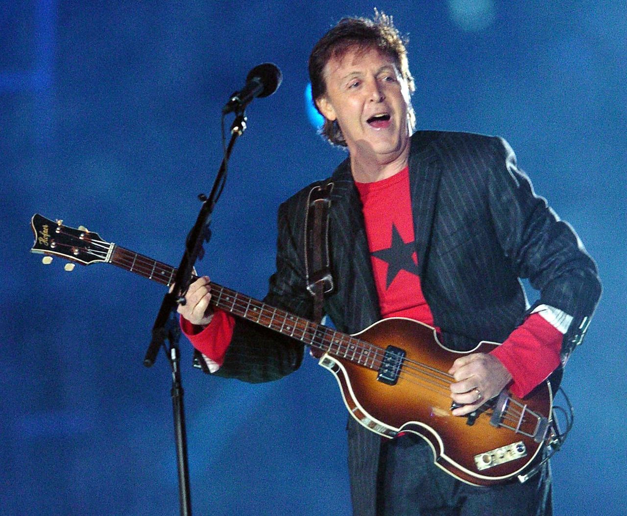 After Janet Jackson's "wardrobe malfunction" the year before, Paul McCartney's 2005 performance was a show everyone could get behind. McCartney took the stage to play fan favorites such as "Live and Let Die," "Drive My Car" and "Hey Jude."