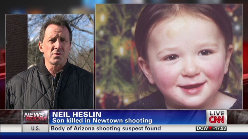 exp Neil Heslin son killed in Newtown hours gun hearing malveaux_00014908.jpg