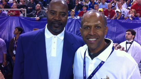 Former Vikings player Fred McNeill, left.
