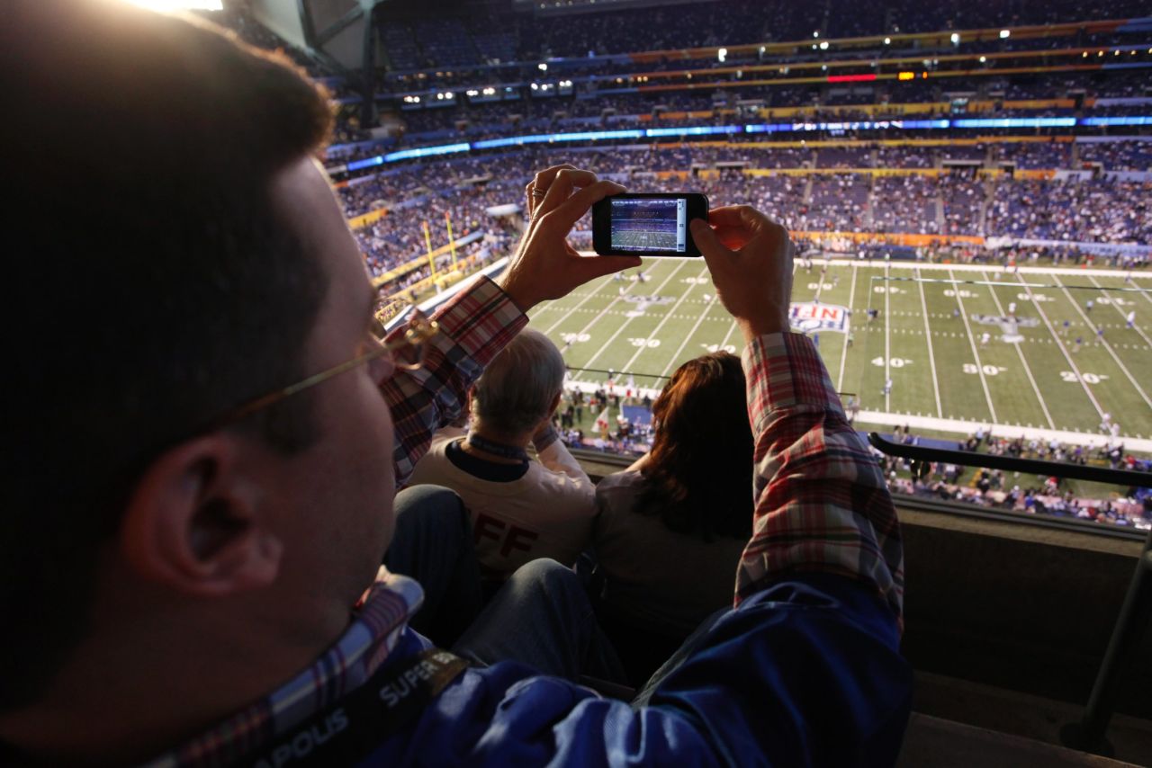 13.7 million <a href="http://www.mediabistro.com/alltwitter/twitter-super-bowl_b18348" target="_blank" target="_blank">Super Bowl related Tweets</a> were sent during Super Bowl XLVI in 2012.