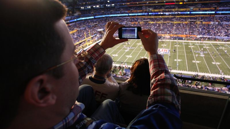 5 Tech Tips For Enjoying The Super Bowl Cnn Business 