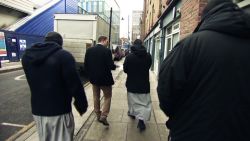 pkg rivers muslim patrol in london_00004928.jpg