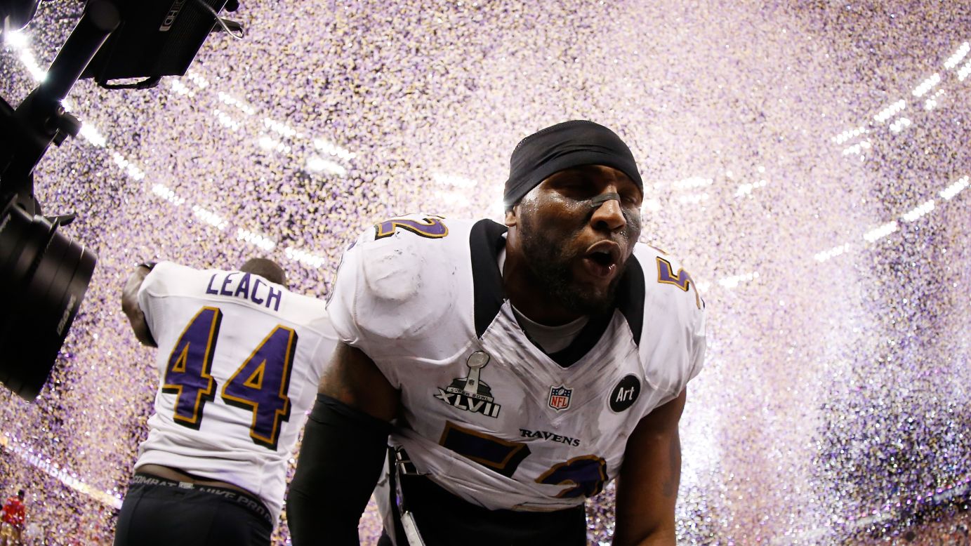 The Ravens' Ray Lewis celebrates his team's win.