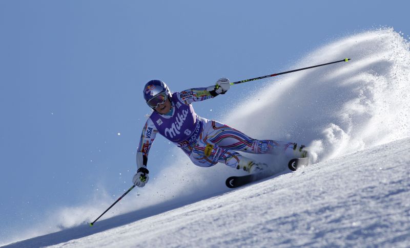 Ski Champ Lindsey Vonn Injures Knee In Race Crash | CNN