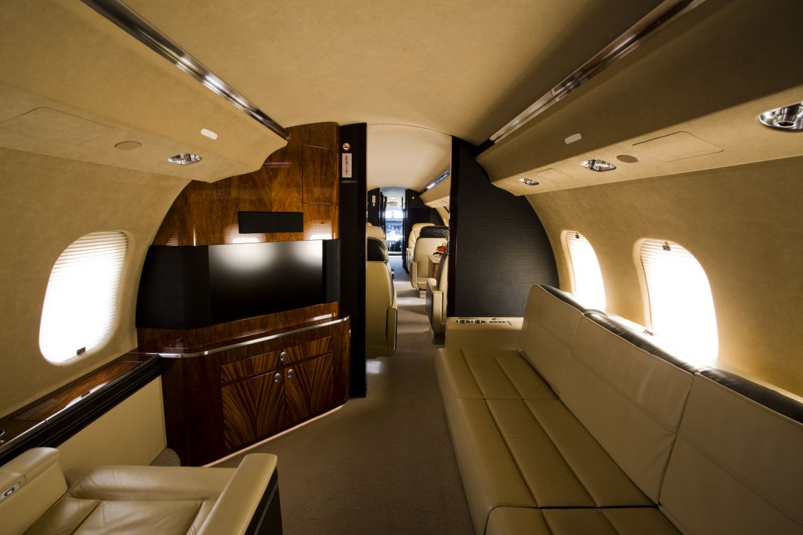 The Global 6000 cabin includes a galley, lavatory and a state room. Cabin height: 6.25.feet. Cabin length: 48.35 feet. Source: Bombardier.