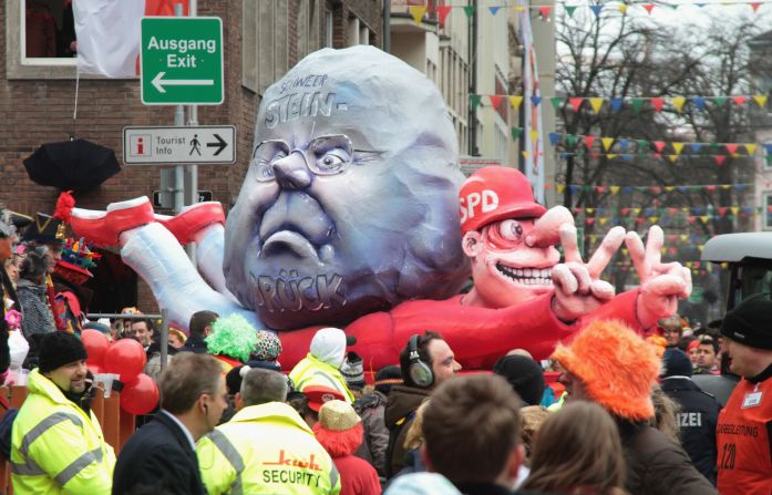 A float featuring Social Democrat Peer Steinbrück, the party nominee for chancellor in the 2013 elections, makes its way along the carnival route in Düsseldorf.