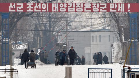 Hemmings says U.S. should work overtime to bring impartial news to N. Koreans. (Image: Border town of Sinuiju on Feb. 13)