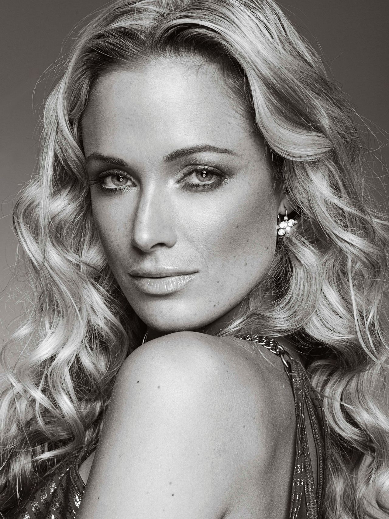 Steenkamp, who had a law degree, has also worked as a presenter for FashionTV in South Africa and as a FHM covergirl.