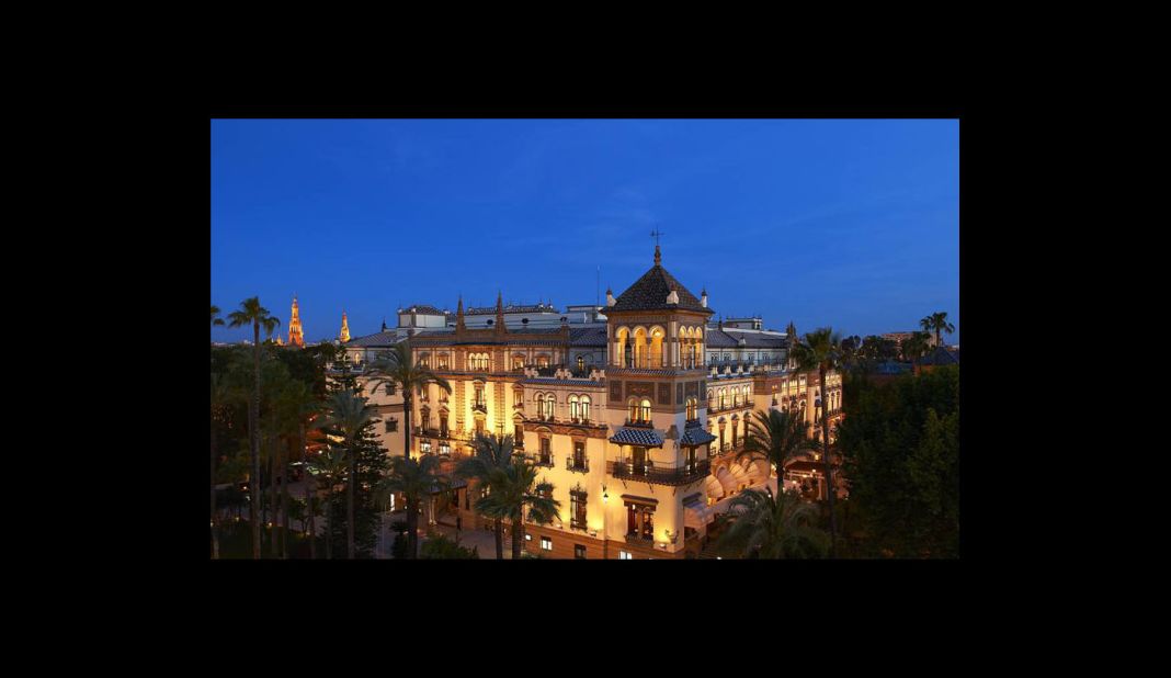 The Hotel Alfonso XIII in Seville, Spain, is featured in the 1962 film "Lawrence of Arabia."