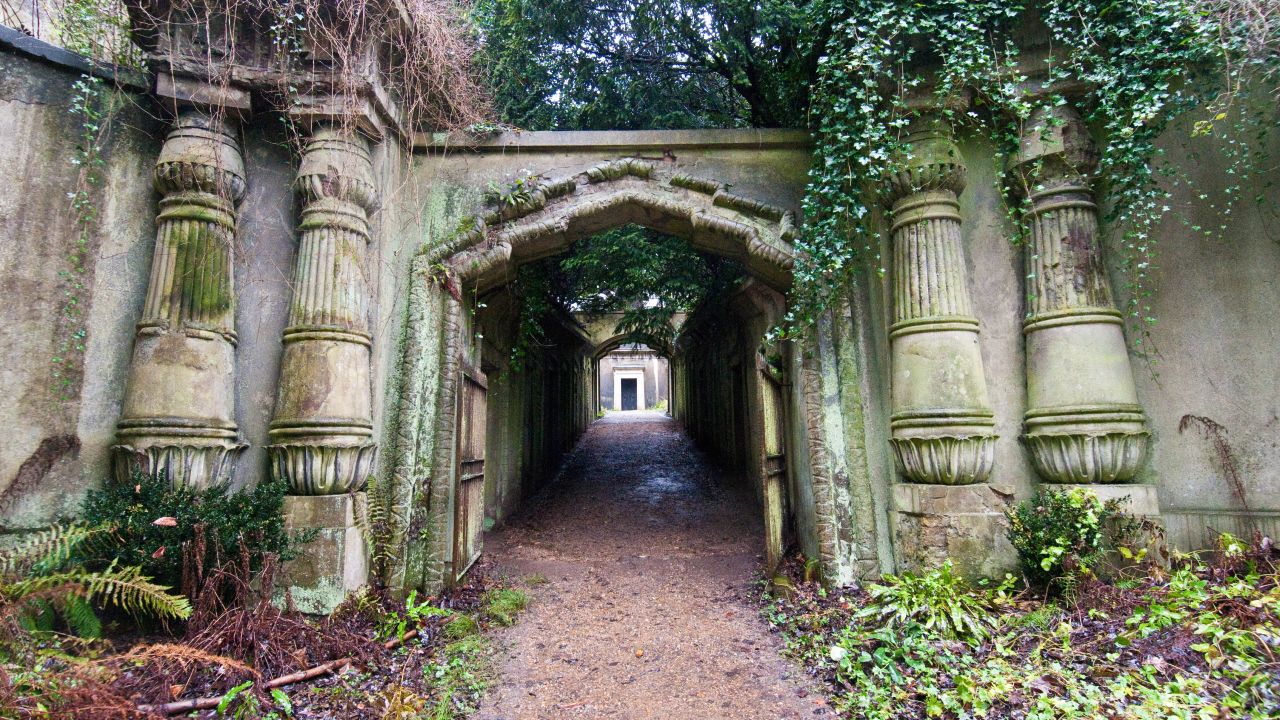 Find Karl Marx, novelist George Eliot and the parents of Charles Dickens in London's Highgate Cemetery.