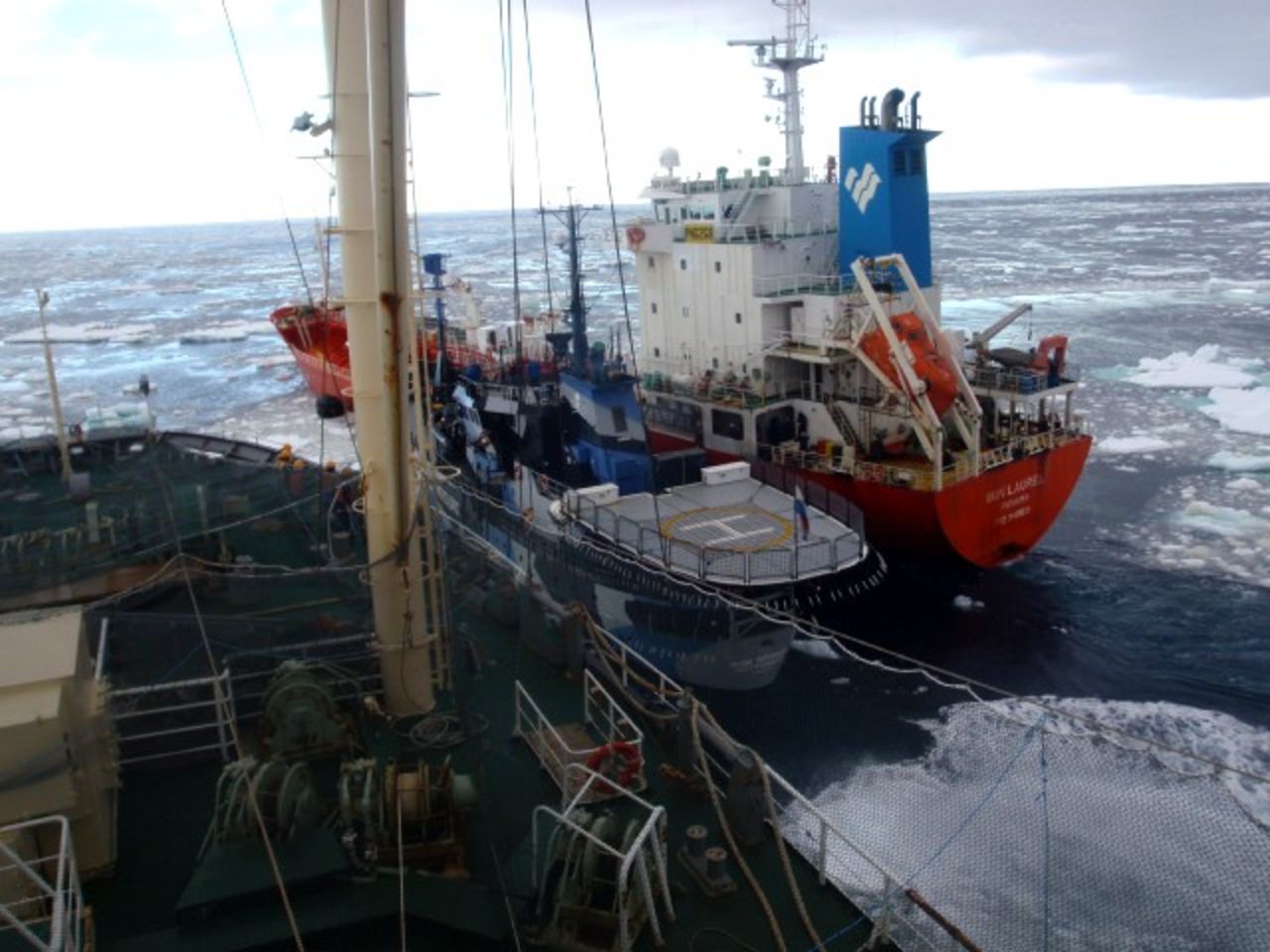 The SS Bob Barker forced its way between the black Nisshin Maru and the red supply vessel on February 20, the ICR said.
