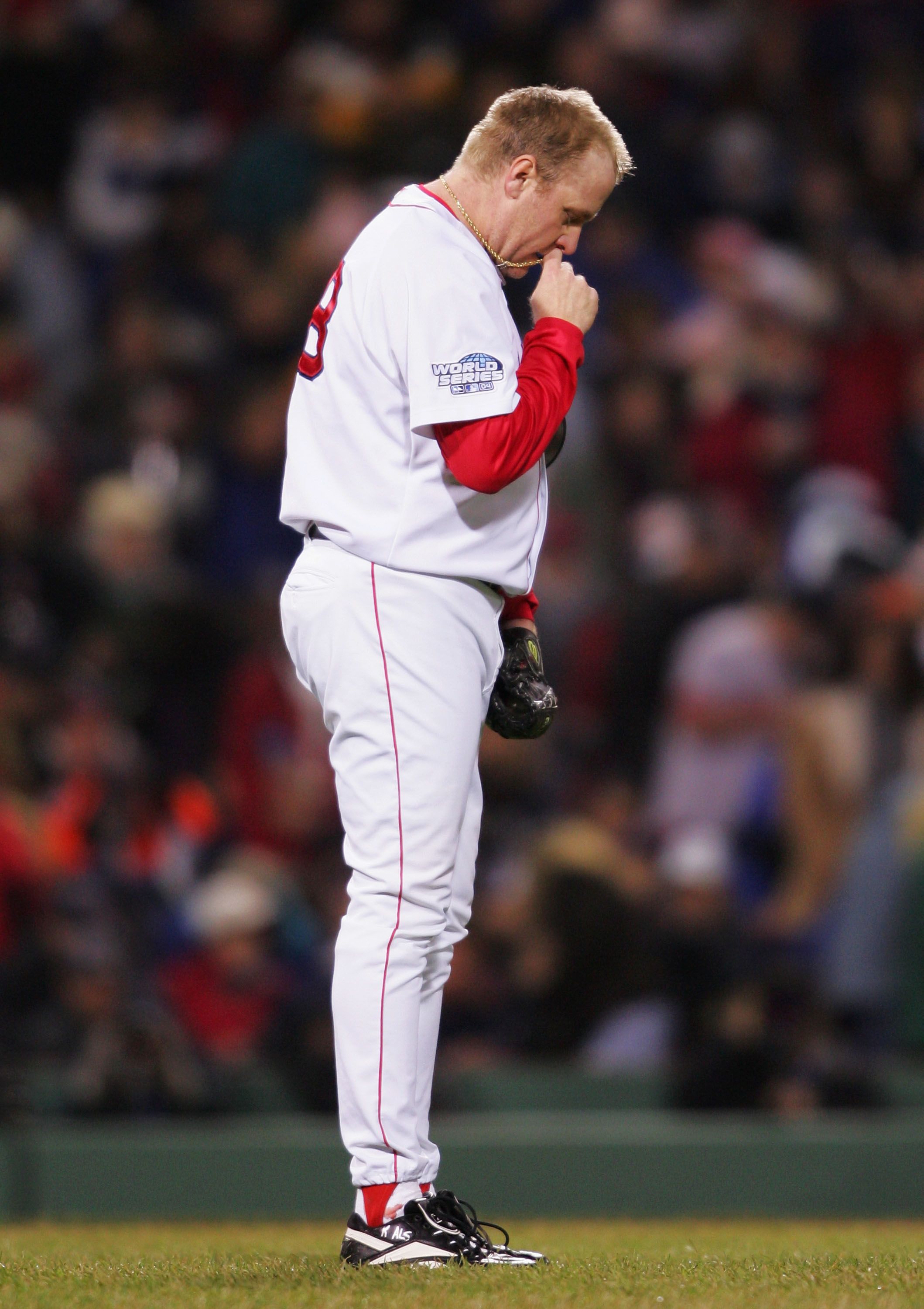 Curt Schilling's bloody sock sells for $92,613