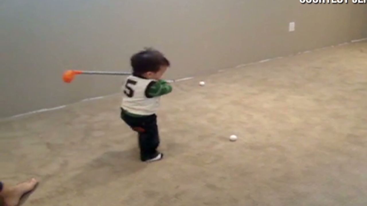 orig jtb distraction tiny golf prodigy_00001624.jpg