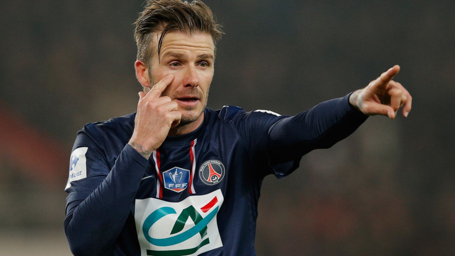 David Beckham made his full debut for Paris Saint-Germain in the French Cup contest against Marseille.
