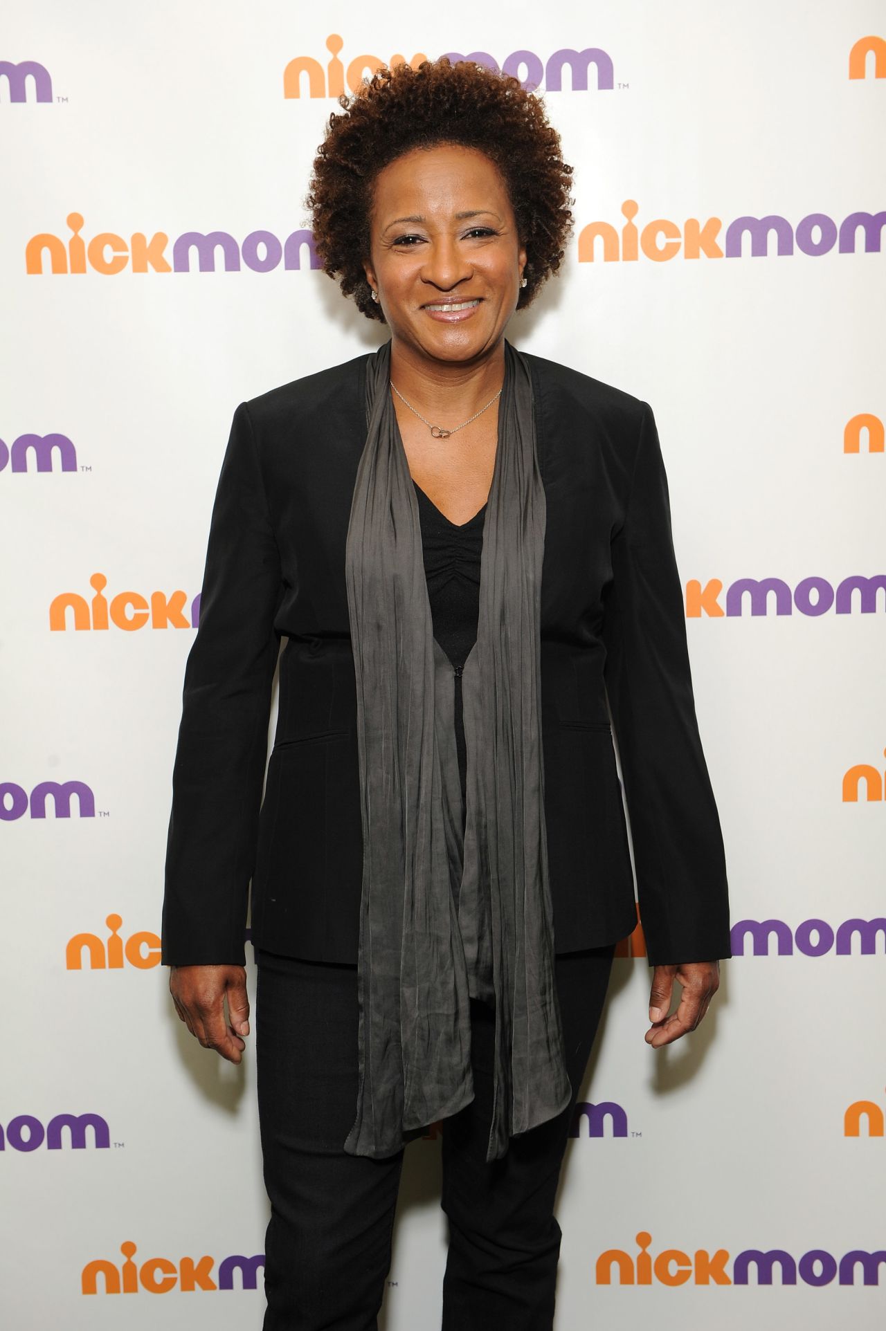 Besides being a gifted comedian, Wanda Sykes is an old pro -- she hosted and executive produced "The Wanda Sykes Show" on Fox in 2010. The show <a href="http://www.deadline.com/2010/05/fox-to-cancel-the-wanda-sykes-show/" target="_blank" target="_blank">only lasted one season</a>, but who knows what could happen if she stepped into one of the established brands?