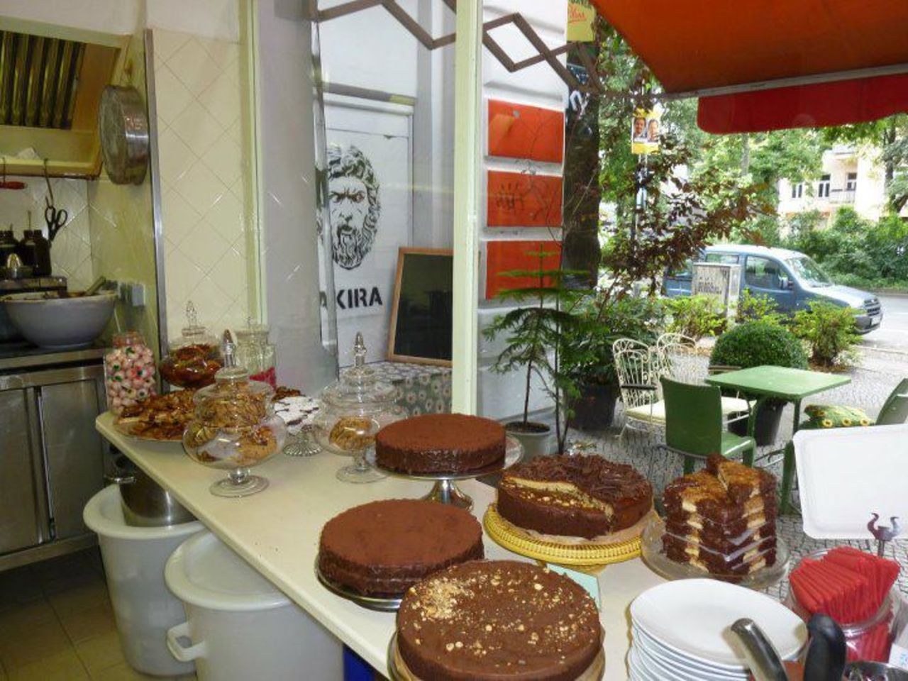 The vibe is Mad Hatter meets 1950's hausfrau at this Kreuzberg takeout bakery, where master pastry chef Andreas Minsch turns out his extravagant confections. You'll be hard-pressed to choose between an enormous cinnamon roll or a slice of the popular Black Forest cherry cake. 49-30/2845-0894