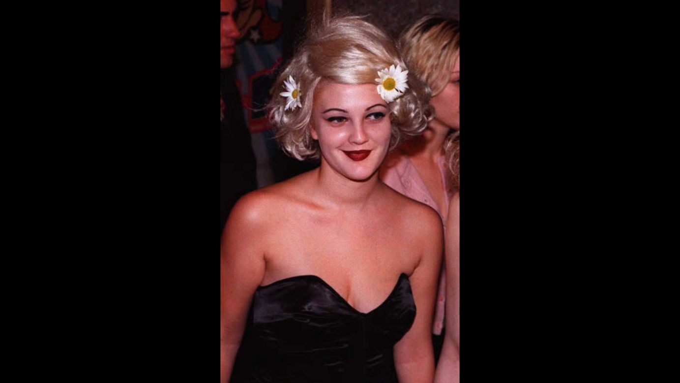 Aside from a problem with substance abuse early on in career, Drew Barrymore successfully made the transition from child star to revered actress-producer-director. The "E.T. the Extra-Terrestrial" actress was in rehab by age 13; however, she was back on track around age 20.  