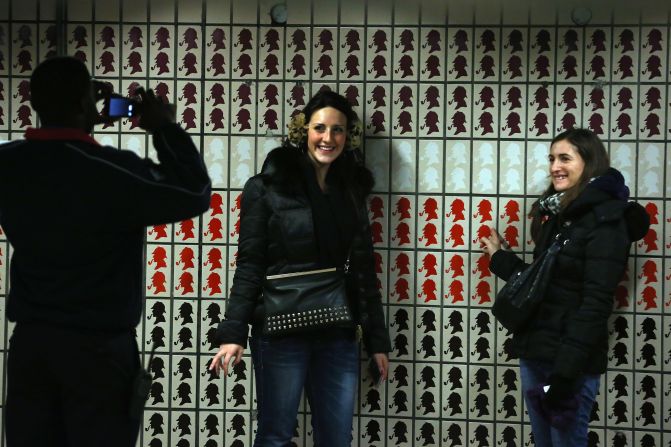 The station is covered in Sherlock Holmes themed tiles and it has become a popular photography spot for London tourists.