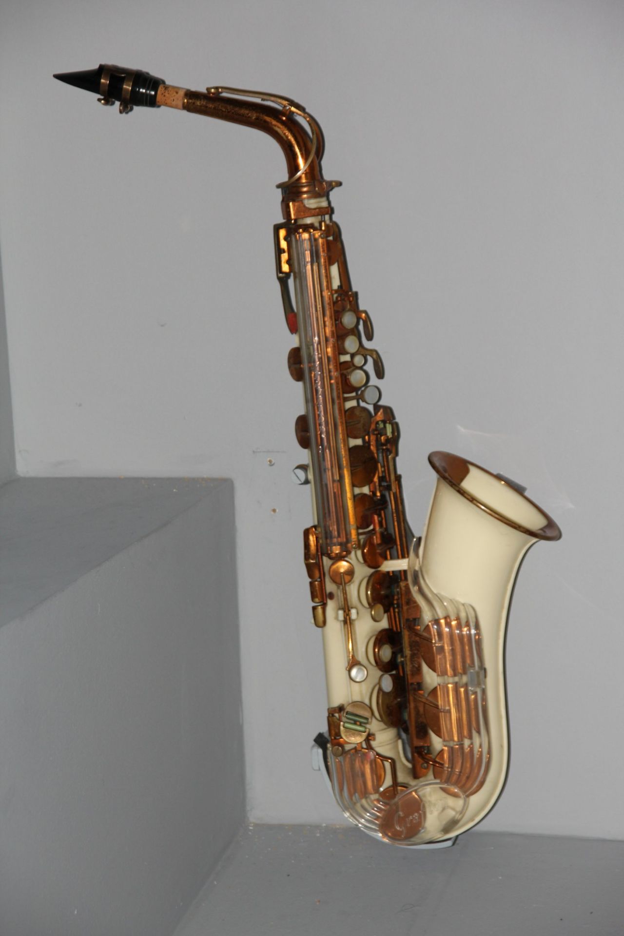 In his early teens Bowie became keen on the jazz of John Coltrane. For Christmas 1961 his father bought him this white acrylic Grafton alto sax. It used new plastics technology, and cost £55, about half the cost of a brass instrument.