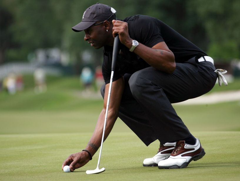 Three-time Super Bowl winner Jerry Rice (pictured) played on the second-tier U.S. Nationwide Tour in 2010, but missed the cut in his only appearance. The most successful NFL player in golf is John Brodie, who competed in the U.S. Open in 1959 and 1981, and won one title on the Senior PGA Tour in 1991.