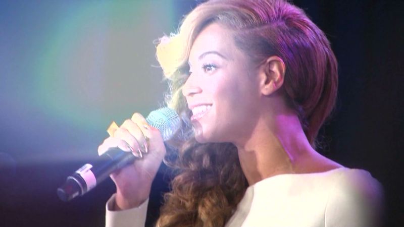 Beyonce Models H&M | CNN