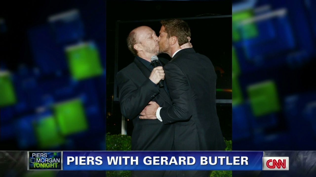 Gerard Butler explains this kiss