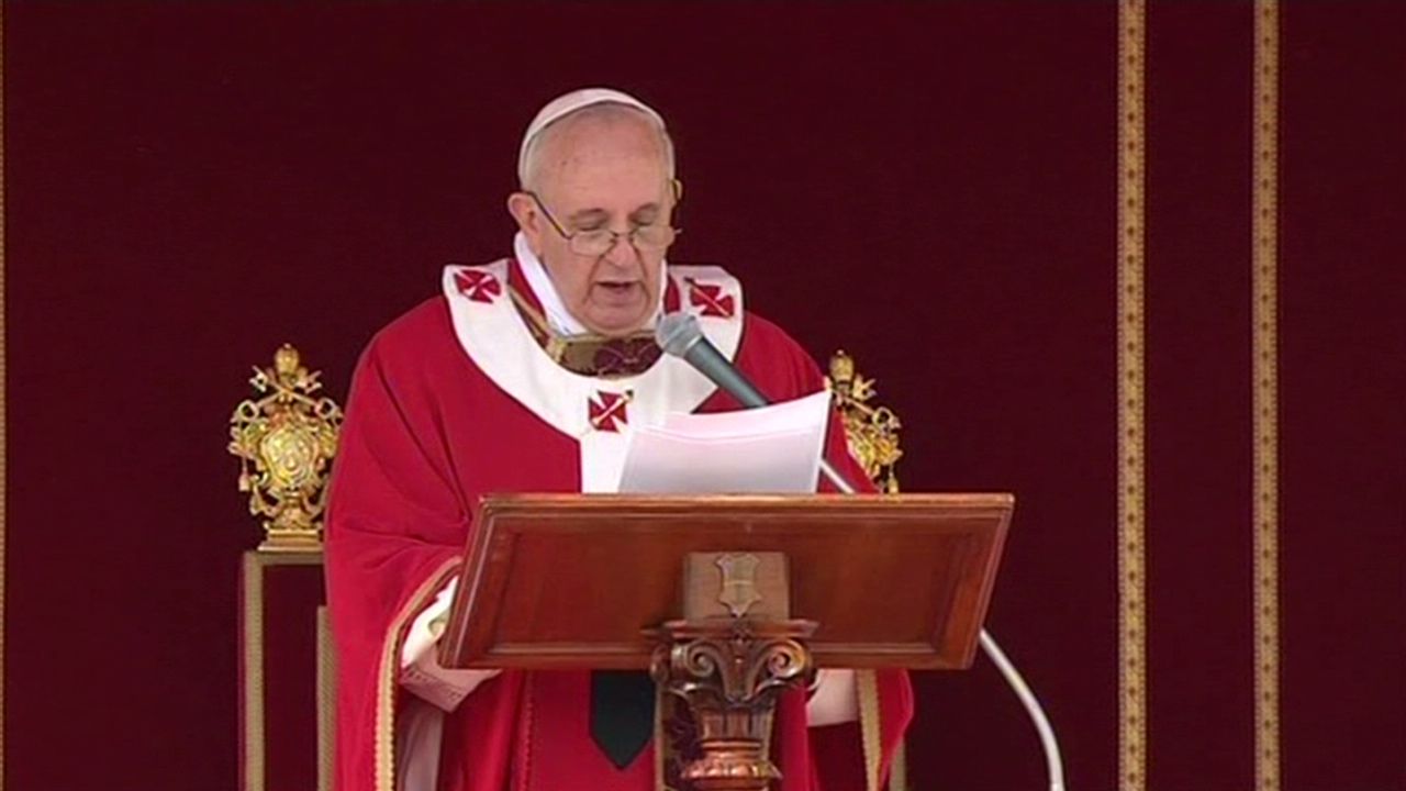 pope.palm.sunday.message_00002823.jpg