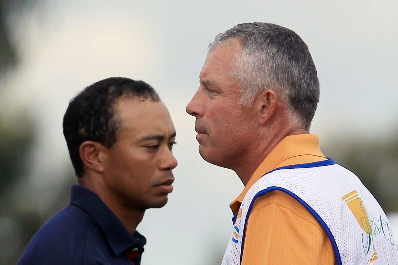 In July 2011, Woods dropped Williams, his caddy of 12 years. "I want to express my deepest gratitude to Stevie for all his help, but I think it's time for a change," <a href="http://edition.cnn.com/2011/SPORT/golf/07/20/golf.woods.caddie.williams/index.html">Woods said</a>. 