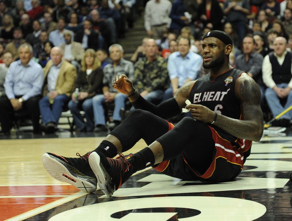 LeBron James and the Miami Heat saw their winning streak end at 27 games with at 101-97 loss to the Chicago Bulls on Wednesday. They were six games short of the NBA record. Check out these other streaks of significance.