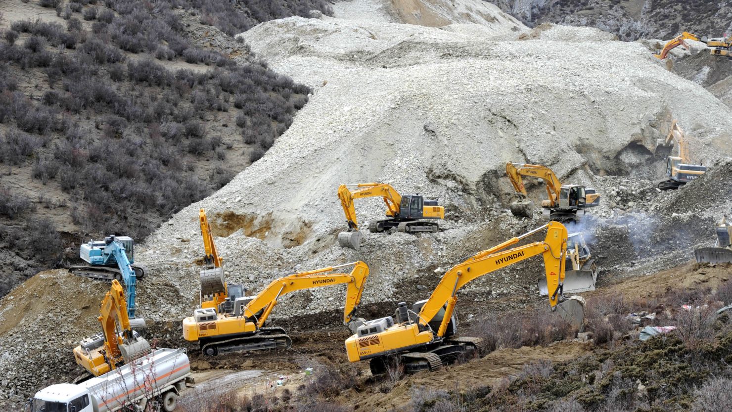 A landslide buried 83 workers at a gold mine in the Tibet Autonomous Region.