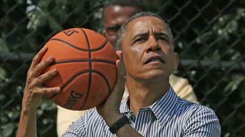 Obama basketball easter 