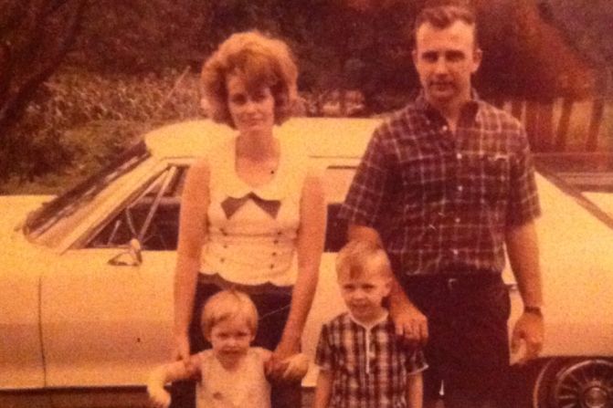 <a href="index.php?page=&url=http%3A%2F%2Fireport.cnn.com%2Fdocs%2FDOC-947336">Josh Johnson</a>'s grandparents pose with their kids in Georgia in 1967. "I think the fashion of the 1960s had a different kind of character that is missing in today's style," Johnson says. "I think it was classier and much more respectable." 